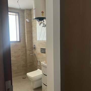 Bathroom in 5 BHK Independent House at Dlf Phase I – for Sale