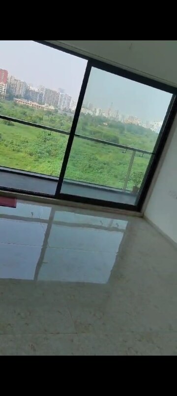 Room in 3 BHK Apartment at Juhu – for Rent