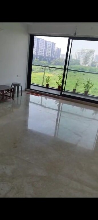 3 BHK Apartment For Rent in Juhu Mumbai  7998621