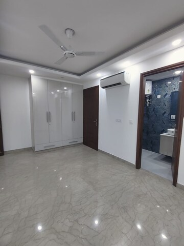 Room in 3 BHK Builder Floor at Kalkaji – for Sale