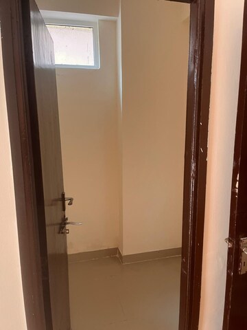Room in 2.5 BHK Apartment at Galaxy Royale, Gaur City 2  – for Rent