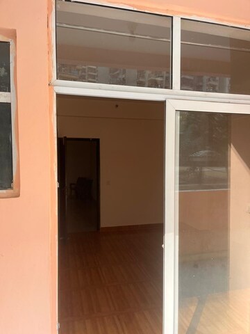 Room in 2.5 BHK Apartment at Galaxy Royale, Gaur City 2  – for Rent