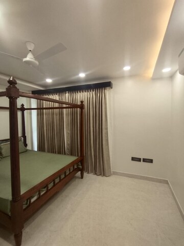 Bedroom in 3 BHK Builder Floor at Unitech Woodstock Floors, Sector 50 – for Rent