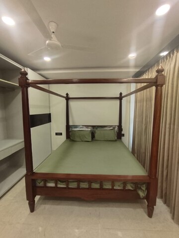 Bedroom in 3 BHK Builder Floor at Unitech Woodstock Floors, Sector 50 – for Rent