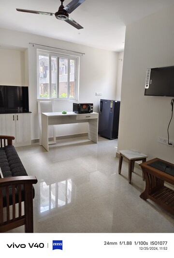 Living Room in 1 BHK Apartment at Indiranagar – for Rent