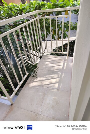 Balcony in 1 BHK Apartment at Indiranagar – for Rent