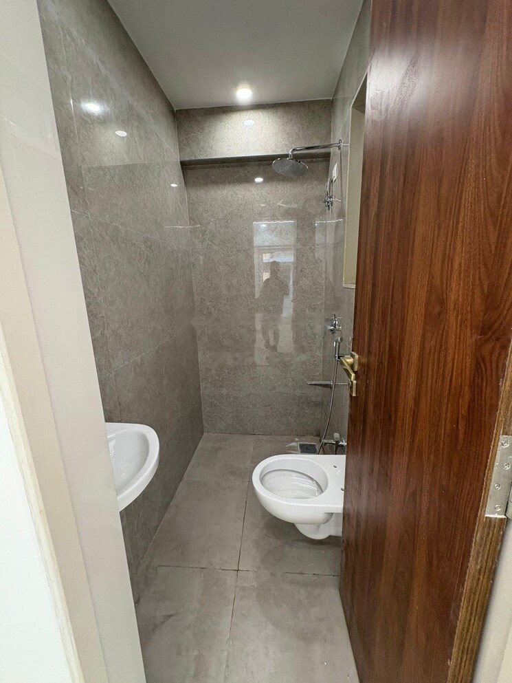 Bathroom, vaibhavlaxmi-east-syde 1 Bedroom 480 Sq.Ft. Apartment In Ghatkopar East Mumbai 7998645