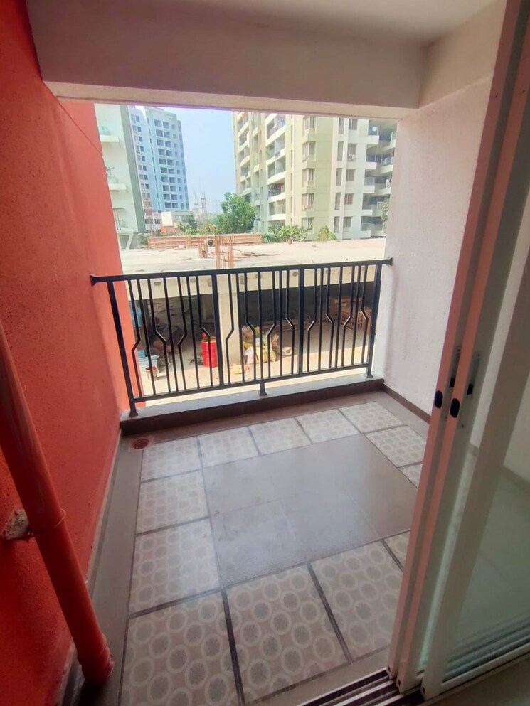 Balcony, elated-khush-vista 2.5 Bedroom 800 Sq.Ft. Apartment In Nibm Road Pune 7998635