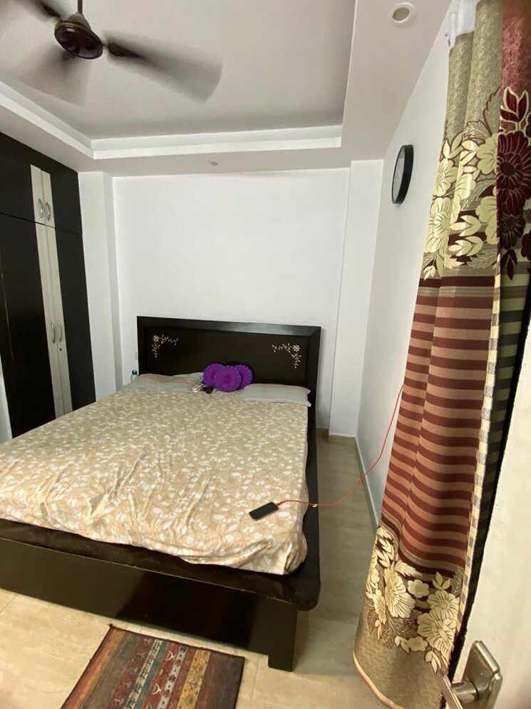 Bedroom, gyan khand 3 Bedroom 1250 Sq.Ft. Builder Floor In Gyan Khand Ghaziabad 7998701