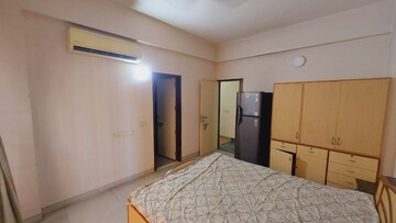 Bedroom in 4 BHK Apartment at Bodakdev – for Rent
