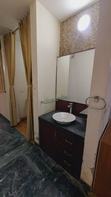 Bathroom in 4 BHK Apartment at Bodakdev – for Rent