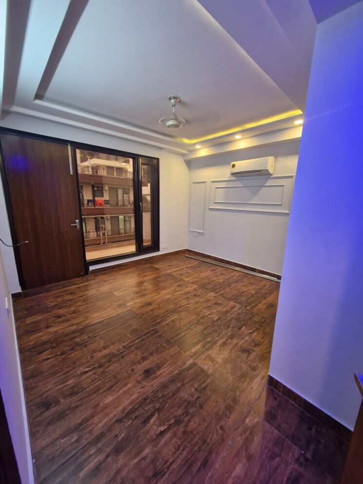 Room, sushant-lok-3 3 Bedroom 263 Sq.Ft. Builder Floor In Sector 57 Gurgaon 7998798