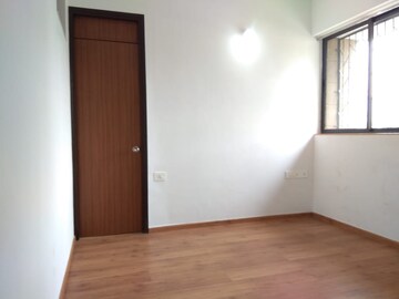 Room in 2 BHK Apartment at Lodha Lakeshore Greens, Dombivli East – for Rent