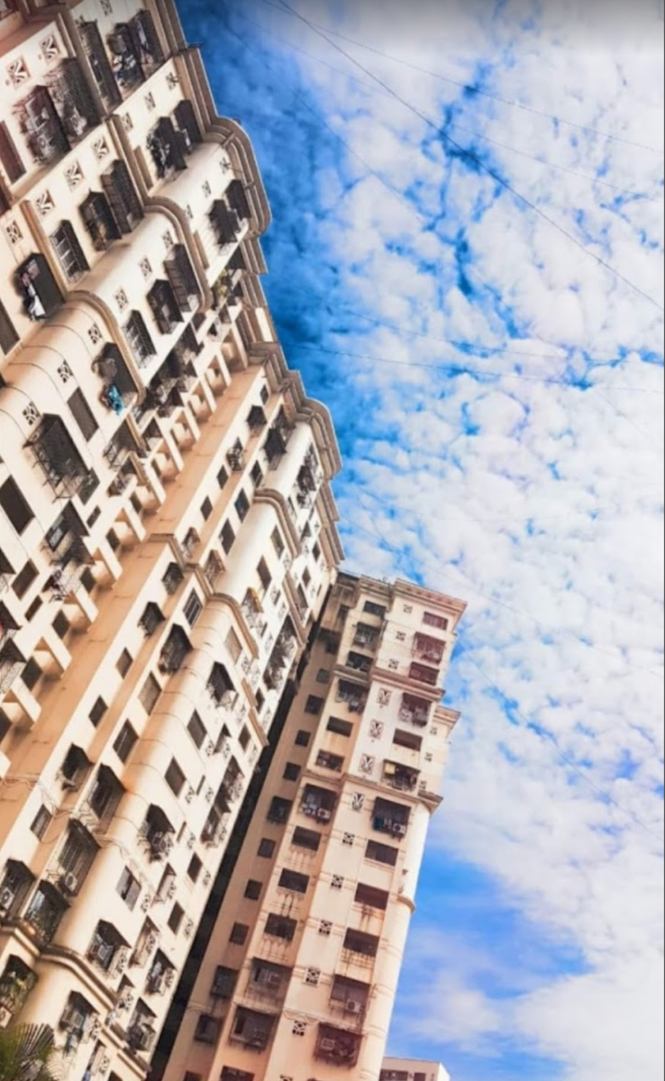 6 BHK Apartment For Sale in Rna Mirage