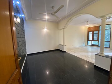 Kitchen in 4 BHK Builder Floor at Defence Colony – for Rent