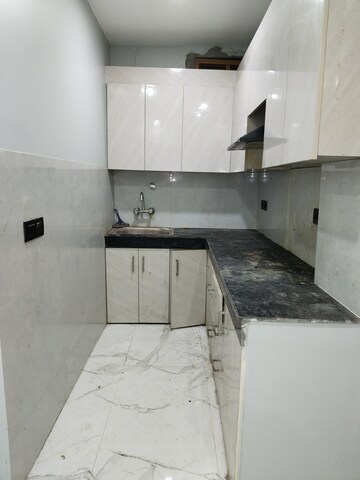 Kitchen in 3 BHK Apartment at Khirki Extension – for Rent