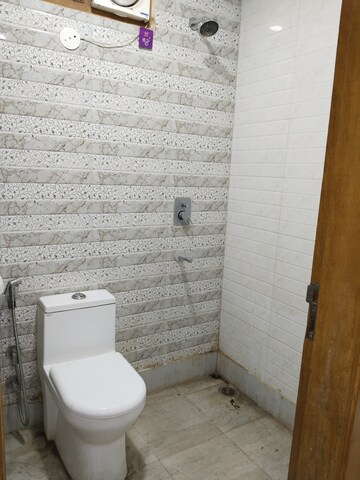 Bathroom in 3 BHK Apartment at Khirki Extension – for Rent