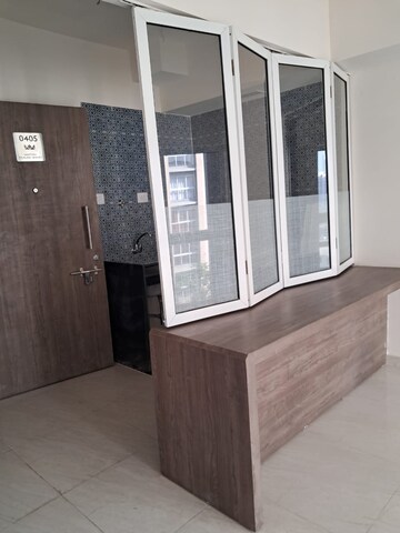 Room in 2 BHK Apartment at Lodha Crown Taloja Quality Homes, Dombivli East – for Rent