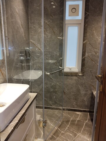 Attached Bathroom in 3 BHK Apartment at Safdarjung Enclave – for Sale