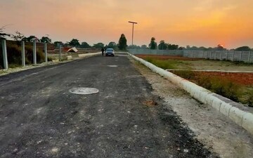 Plot For Sale in Charbagh