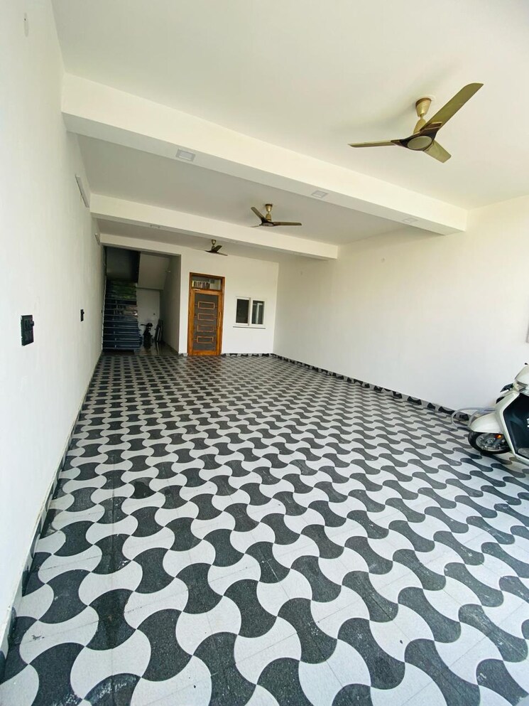 Bedroom, subhash nagar 4 Bedroom 101 Sq.Yd. Builder Floor In Subhash Nagar Dehradun 7999053