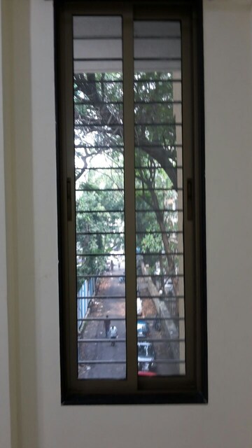 Room in 2 BHK Apartment at Lodha New Cuffe Parade, Wadala – for Sale