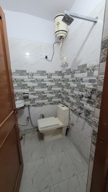Bathroom in 2 BHK Builder Floor at Dilshad Colony – for Sale