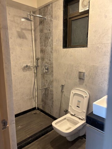 Master Bedroom in 2 BHK Apartment at Rajesh Raj Infinia, Malad West – for Rent