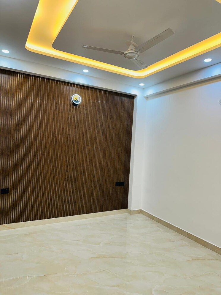 Room, gyan khand 3 Bedroom 1050 Sq.Ft. Builder Floor In Gyan Khand Ghaziabad 7999092