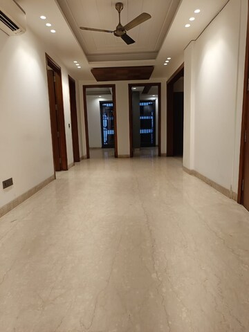 Room in 4 BHK Builder Floor at Greater Kailash I – for Rent