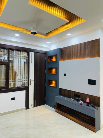Bedroom in 3 BHK Builder Floor at Gyan Khand – for Sale
