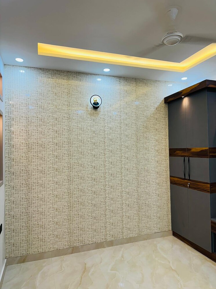 Room, vasundhara sector 5 3 Bedroom 1600 Sq.Ft. Builder Floor In Vasundhara Sector 5 Ghaziabad 7999128