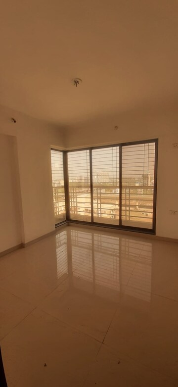 Room in 1 BHK Apartment at Bilad Hillmark Heights, Taloja – for Sale
