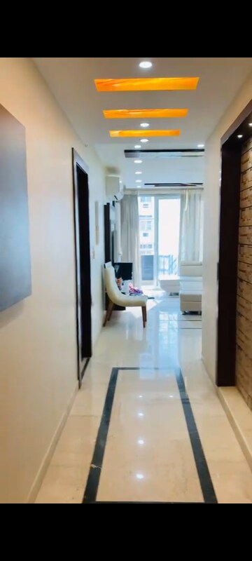 Building Lobby in 5 BHK Apartment at Gomti Nagar – for Rent