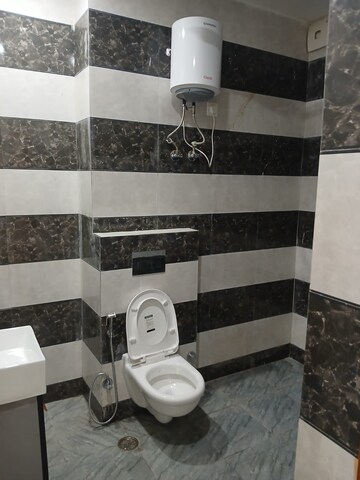 Bathroom in 3 BHK Builder Floor at Vipul World Floors, Sector 48 – for Rent