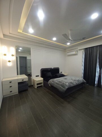 Living Room in 4 BHK Builder Floor at Kibithu Homes, Sector 47 – for Rent