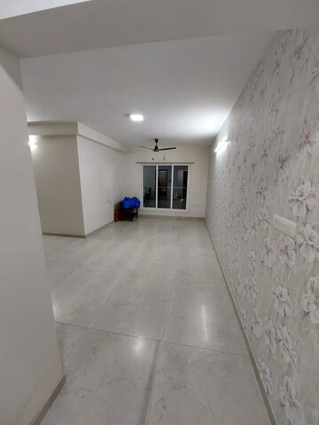 Room in 3 BHK Apartment at Dosti West County, Balkum Pada – for Rent