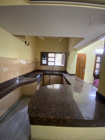 Master Bedroom in 1 BHK Independent House at Palam Vihar Residents Association, Palam Vihar – for Rent