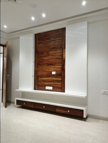 3 BHK Builder Floor For Sale in Sector 95