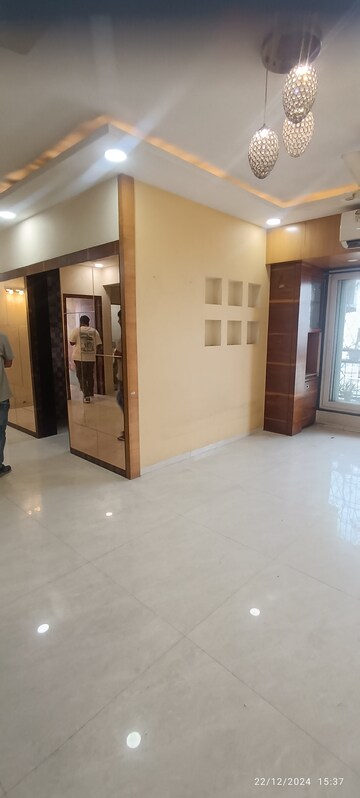 Room in 3 BHK Apartment at Nerul – for Sale
