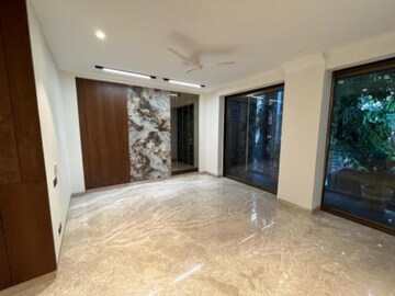 Bedroom in 3 BHK Builder Floor at Sector 95 – for Sale