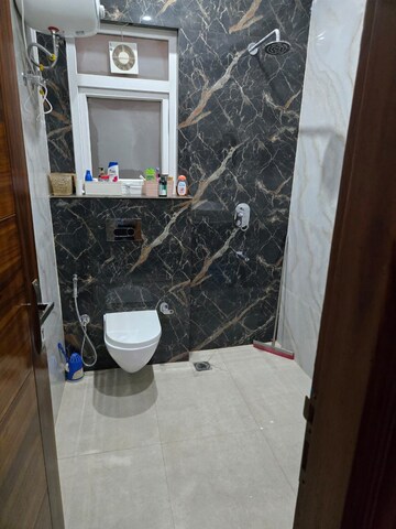 Master Bedroom in 3 BHK Builder Floor at Kohli One Malibu Town, Sector 47 – for Rent