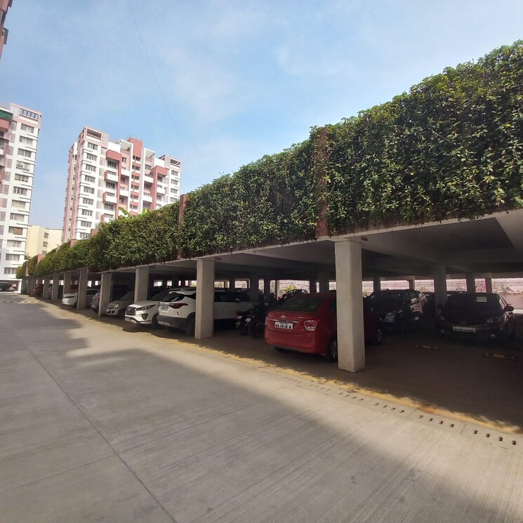  Parking, kumar-piccadilly 2 Bedroom 811 Sq.Ft. Apartment In Wakad Pune 7999378