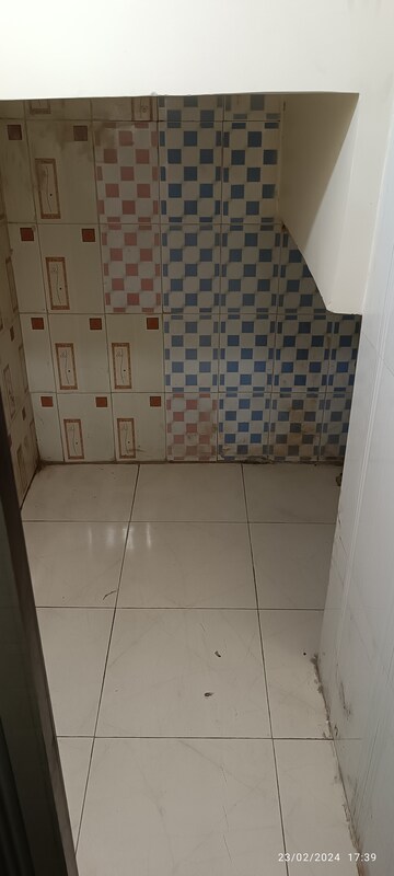 Bathroom in 2.5 BHK Apartment at Nerul Sector 27 – for Sale