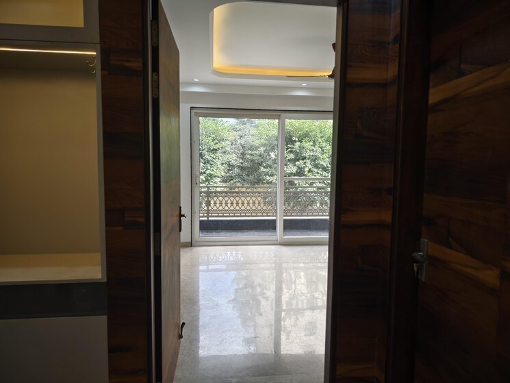 Room, emaar-marbella 3 Bedroom 2300 Sq.Ft. Builder Floor In Sector 66 Gurgaon 7999403