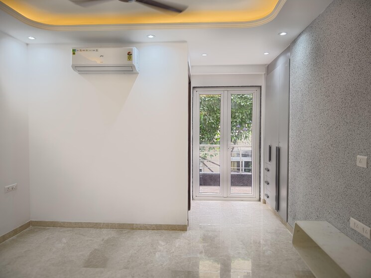 Room, emaar-marbella 3 Bedroom 2300 Sq.Ft. Builder Floor In Sector 66 Gurgaon 7999403