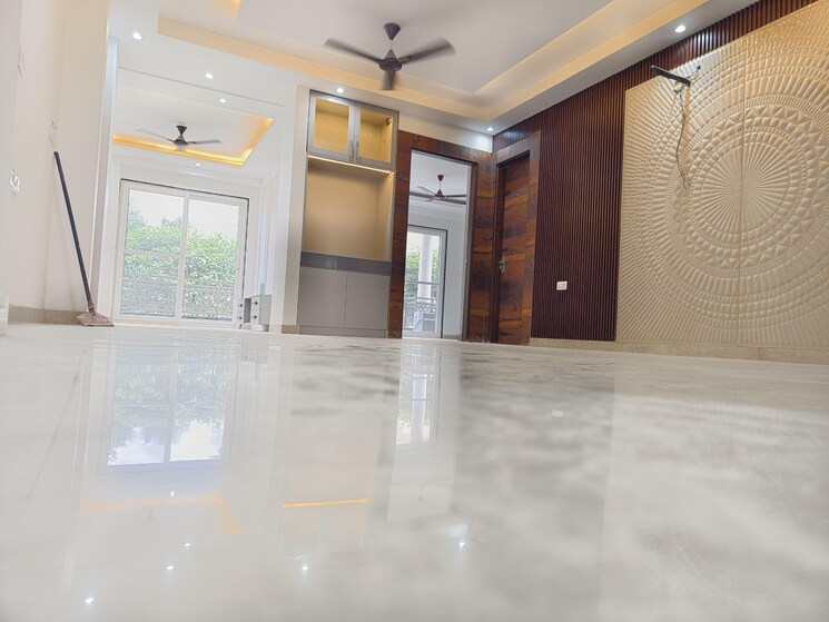 Master Bedroom, emaar-marbella 3 Bedroom 2300 Sq.Ft. Builder Floor In Sector 66 Gurgaon 7999403