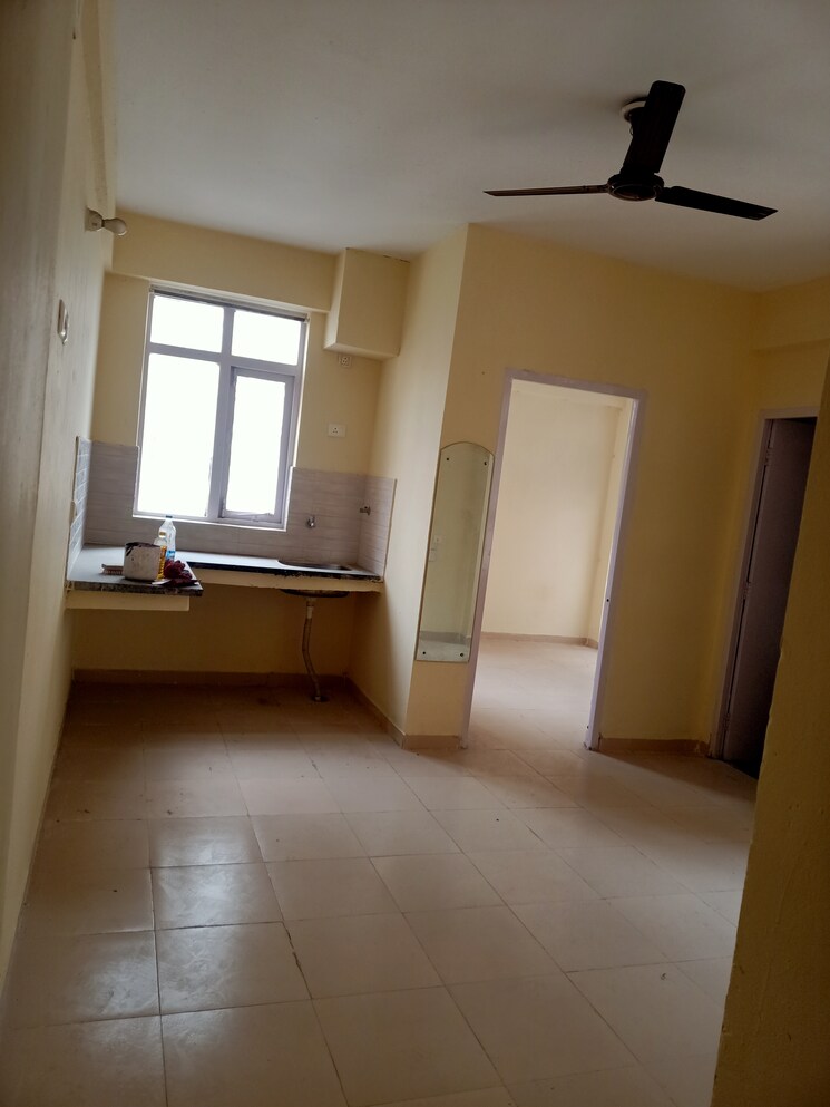 Room, auric-city-homes 1 Bedroom 357 Sq.Ft. Apartment In Sector 82 Faridabad 7999455