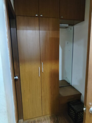Furnished Amenities in 3 BHK Apartment at Lake View Towers, Kondapur – for Rent