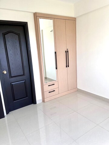 Room in 3 BHK Apartment at Shriram Liberty Square, Electronic City Phase ii – for Rent
